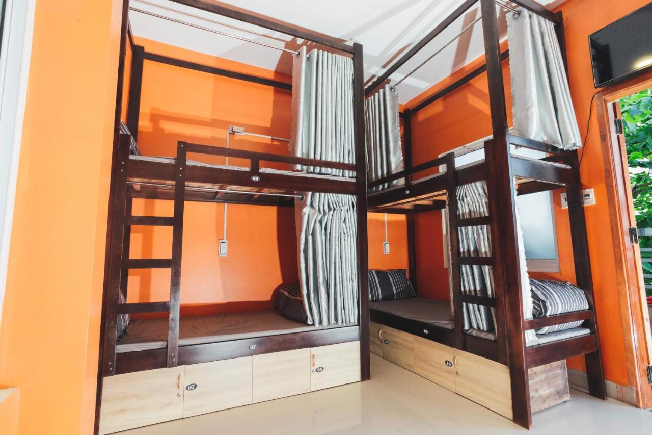 Ngoc Huong Hostel & Apartments Куинён Экстерьер фото