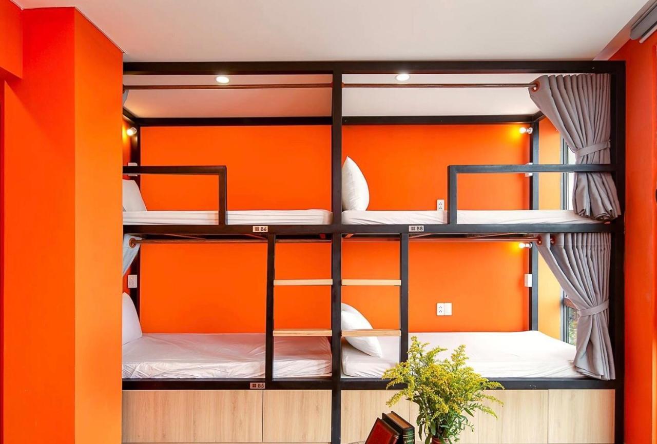 Ngoc Huong Hostel & Apartments Куинён Экстерьер фото