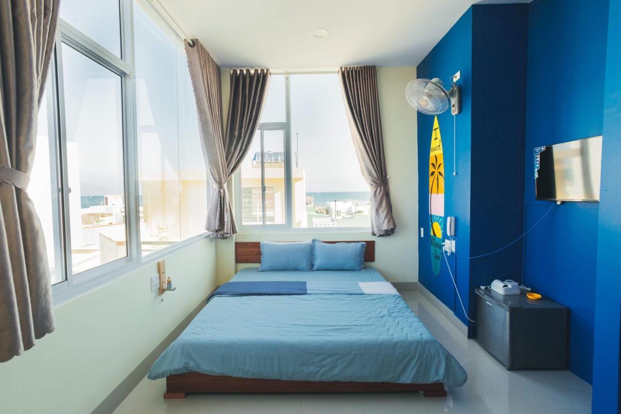 Ngoc Huong Hostel & Apartments Куинён Экстерьер фото