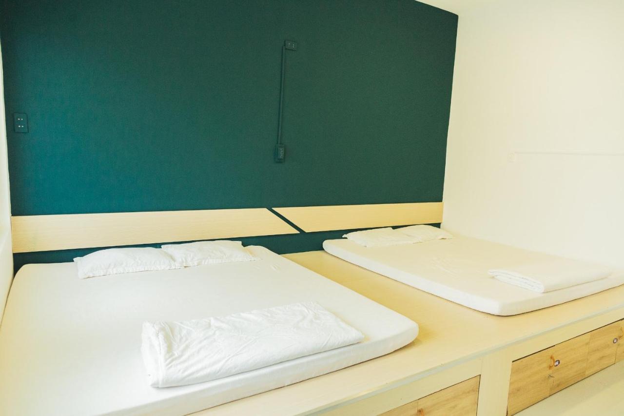 Ngoc Huong Hostel & Apartments Куинён Экстерьер фото